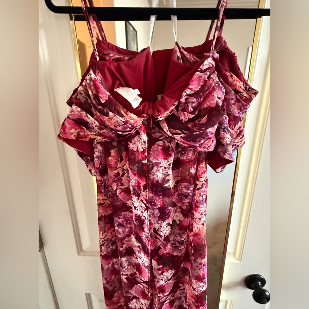Floral Off-Shoulder Gown - Picture 4 of 5
